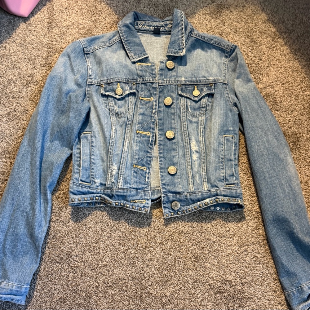 American Eagle Outfitters Light Blue Denim Jacket